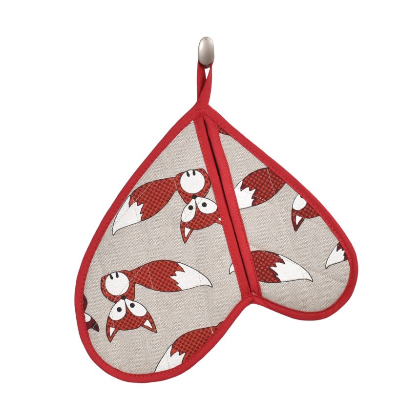 Mitten in heart shape Foxes